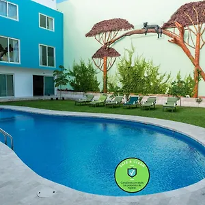 *** מלון דירות Playa Encantada מקסיקו
