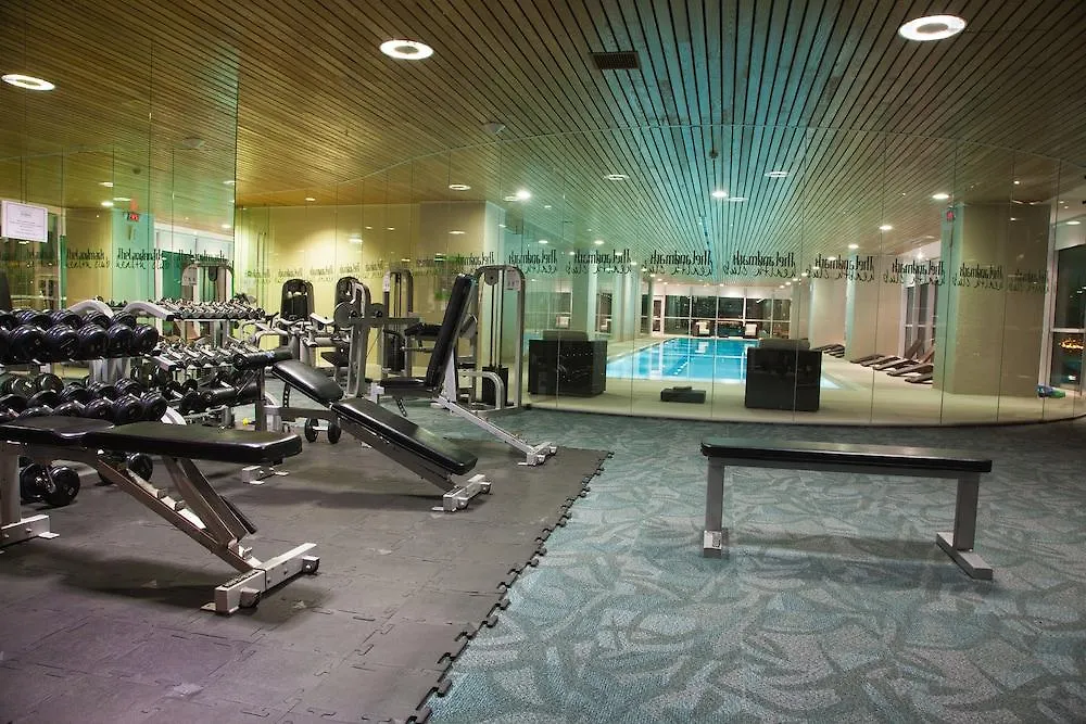 Landmark Hotel באקו 5*,