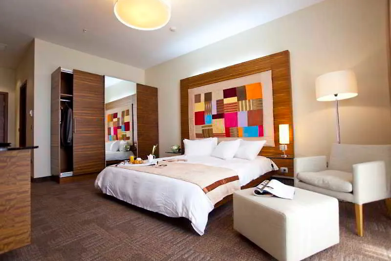 Landmark Hotel באקו