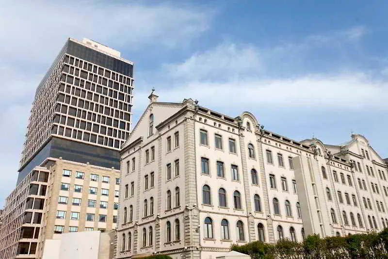 Landmark Hotel באקו